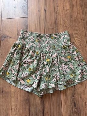 Aerie OG Smocked Skater Shorts Sage Green Floral Flowy Boho
